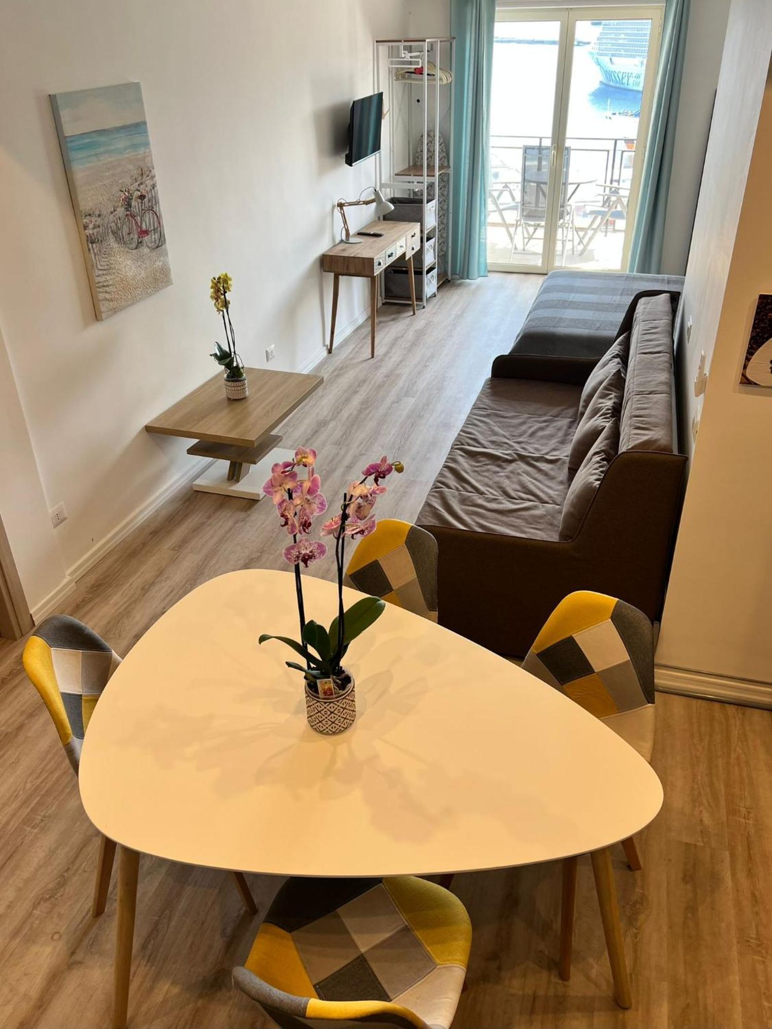 Apartment A Due Passi Dal Centro Di Naples
