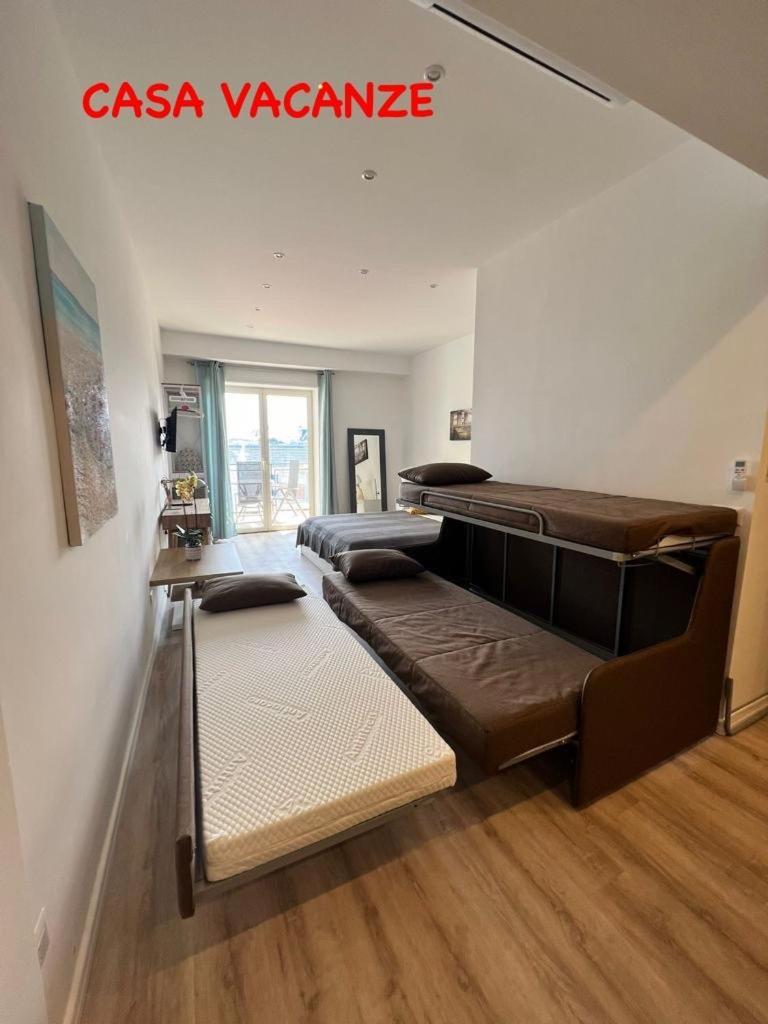 Apartment A Due Passi Dal Centro Di Naples